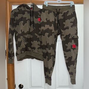 Hugo Boss Red Label Green All Over Print Pullover Hoodie & Cargo Jogger Set Med